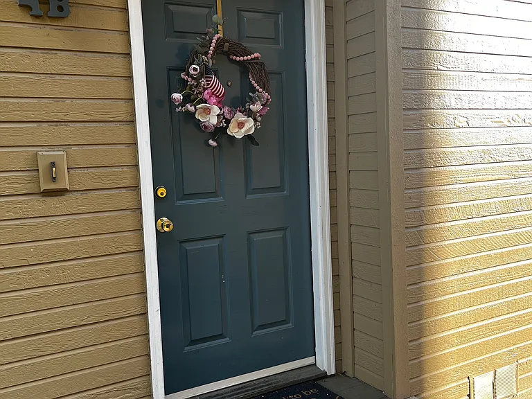 2841 Baxter Rd #4B — Photo 1