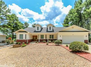 18 Forjador Ln, Hot Springs Village, AR 71909
