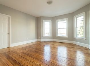 96-98 Elm St #1R, Somerville, MA 02144
