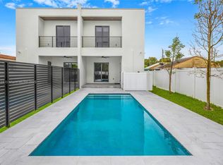 2921 SW 26th St #A, Miami, FL 33133