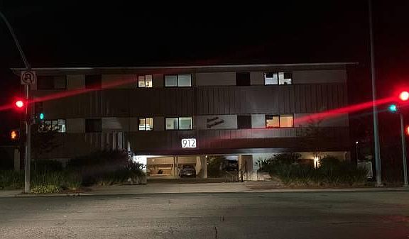5th image of 912 El Camino Real APT 20