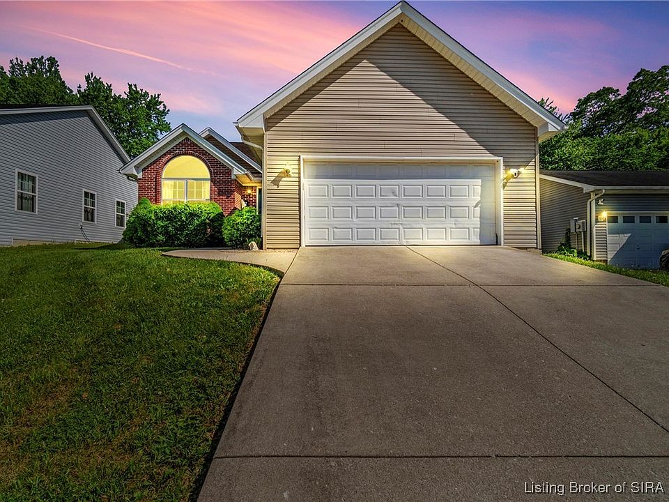 1st image of 820 Twin Oaks Drive