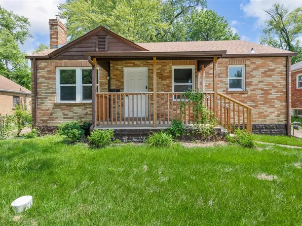 230 Henquin Dr, Saint Louis, MO 63135