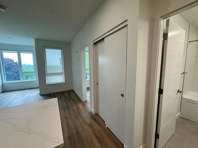 601 Rochester Ave #4XX — Photo 9