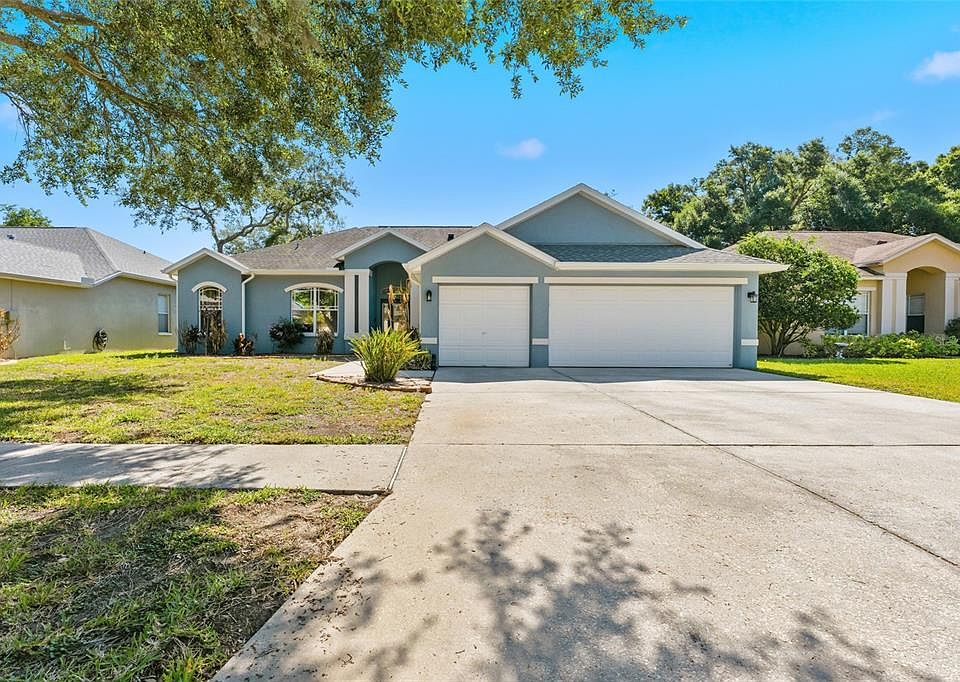 1st image of 1115 Lumsden Trace Cir