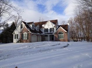 44474 County Road 358, Paw Paw, MI 49079