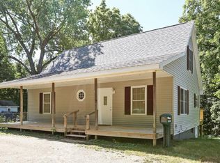 411 W 4th St, Buchanan, MI 49107
