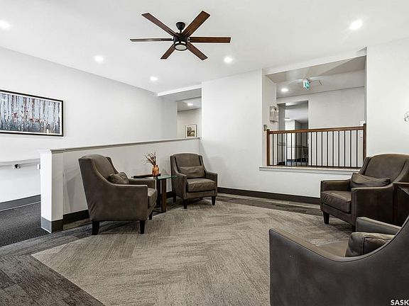 3rd image of UNIT 405-4615 Rae STREET