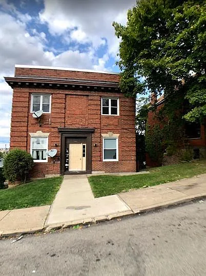 341 Orchard Pl