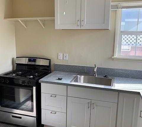4th image of 6023 Hersholt Ave