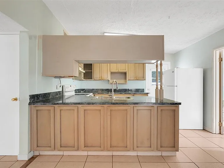 107 Garrison Dr — Photo 11