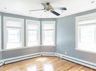 1 Willow Ave #1, Salem, MA 01970