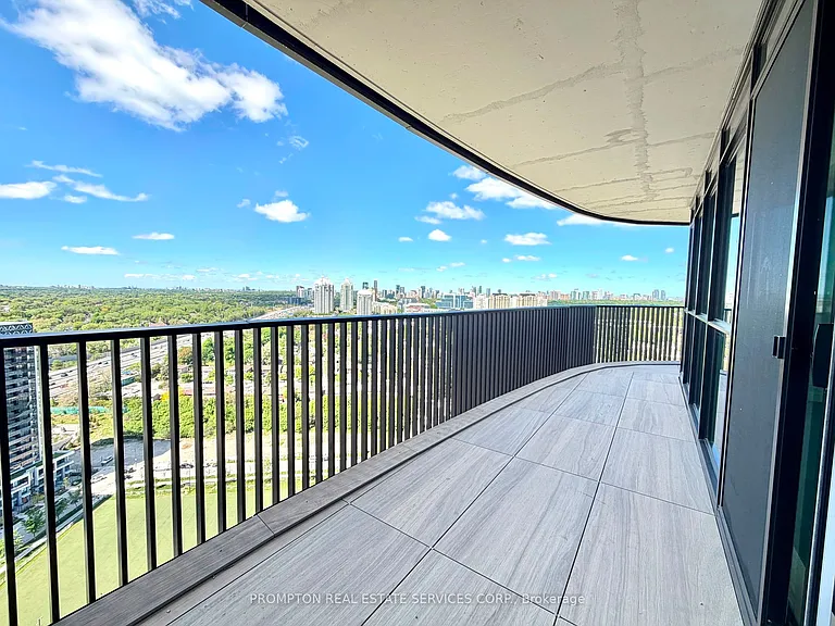18 Esther Shiner Blvd #3002 — Photo 40