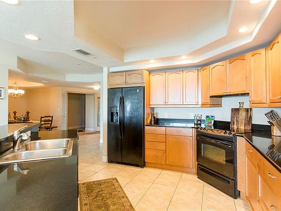 4th image of 5301 Gulf Blvd APT A303