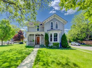 30 Brook St, Cambridge, ON N1R4C1