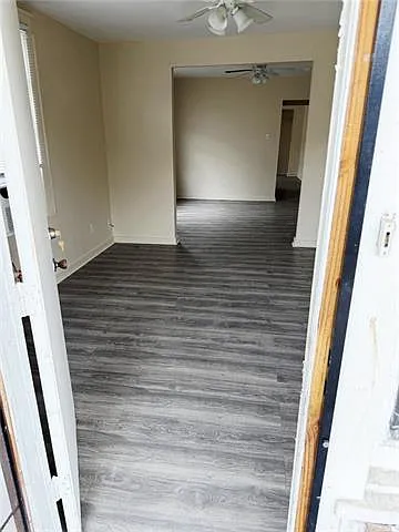 Building Photo - 2247 N Galvez St