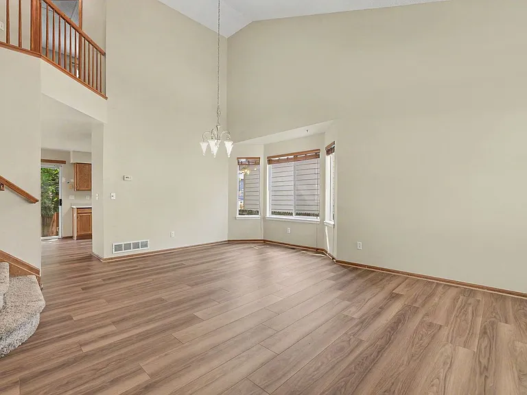 11742 Gray St — Photo 5