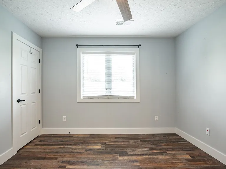 109 Gaston Cir — Photo 54