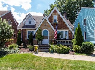 6101 Orchard Grove Ave, Cleveland, OH 44144