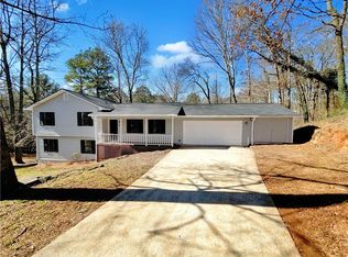 457 Kings Hill Ct, Lawrenceville, GA 30045