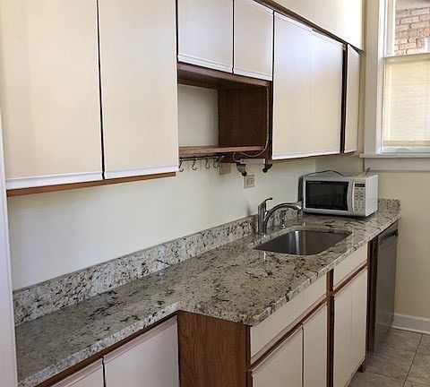 4th image of 218 N Oak Park Ave APT 3Y