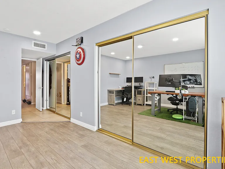 2409 Sommerset Dr — Photo 24