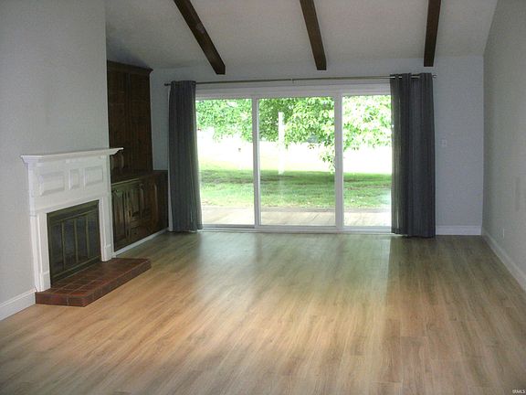 2nd image of 9163 S Greenridge Ln