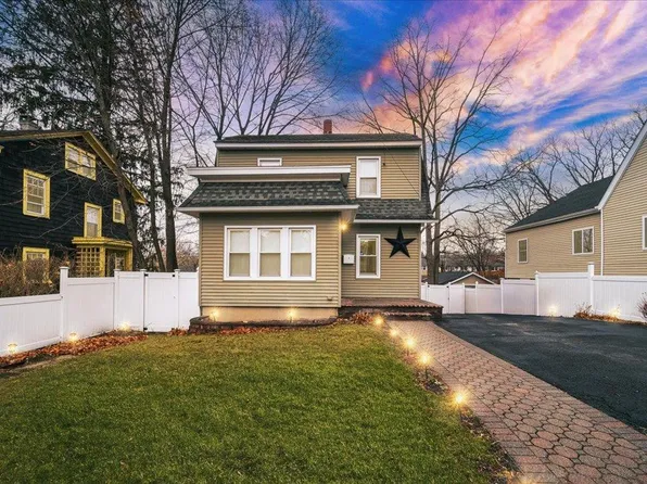 21 Wilkin Avenue, Middletown, NY 10940