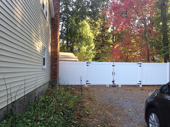 4th image of 4 Juniper Dr