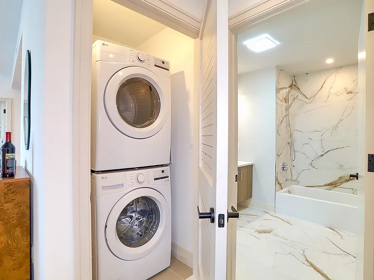 931 Madison St #405 — Photo 20