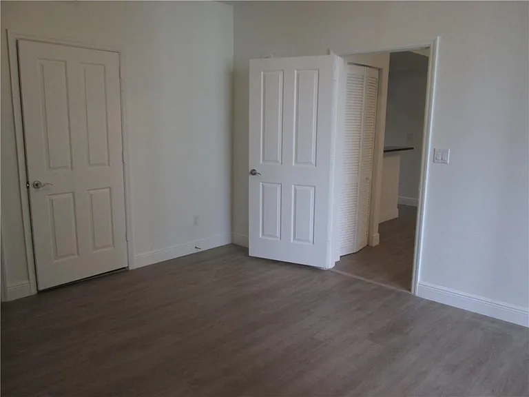 511 SE 5th Ave #1419 — Photo 8