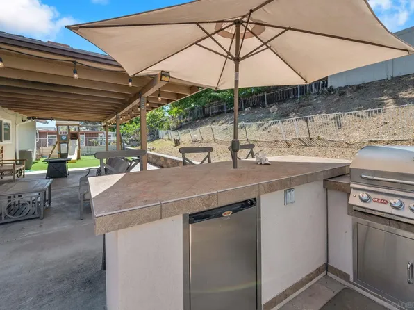 10354 Elmdale Dr, Spring Valley, CA 91977