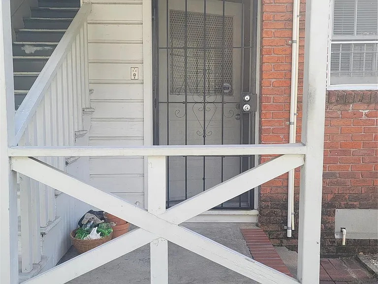 5622 Chartres St #3 — Photo 11