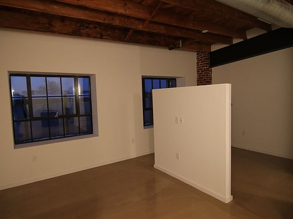 3rd image of 1409 Germantown Ave #4F
