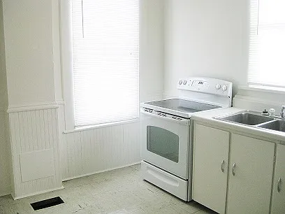 2164 Washington St #2 — Photo 3