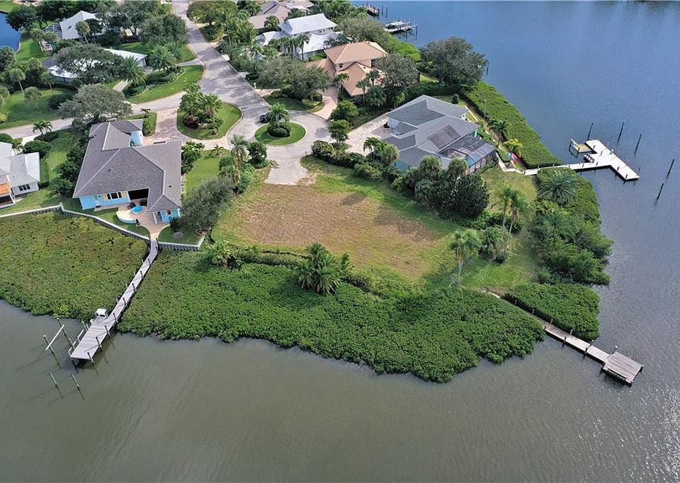 2nd image of 95 Cache Cay Dr