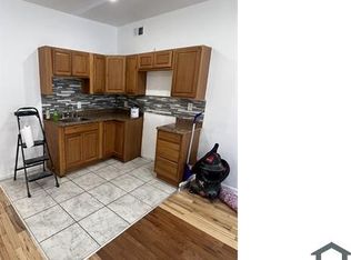 2330 N 26th St, Philadelphia, PA 19132