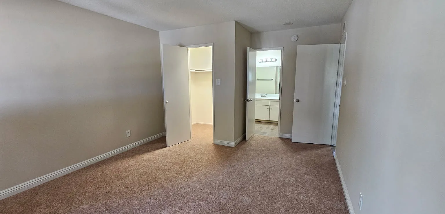 Puerta Madera Apartments — Photo 4