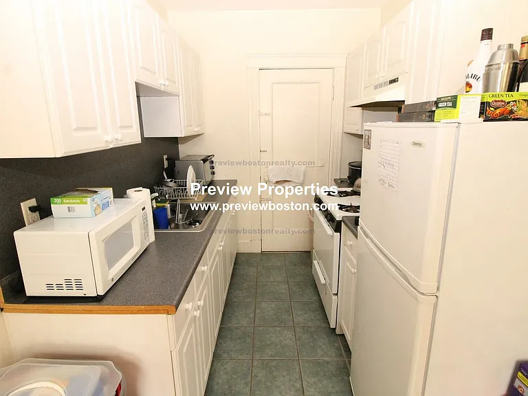 28 Sidlaw Rd #14P — Photo 7