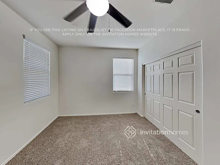 2152 W Emrie Ave — Photo 14