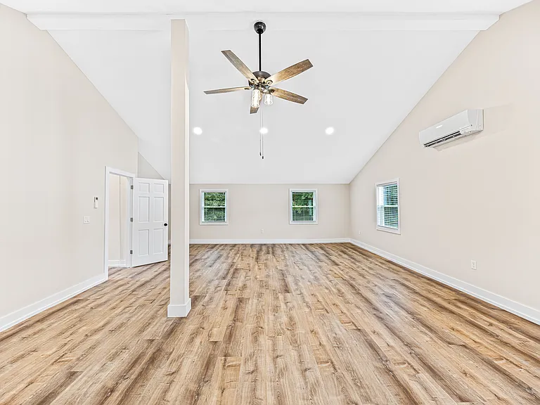 42 Forsythe St — Photo 27