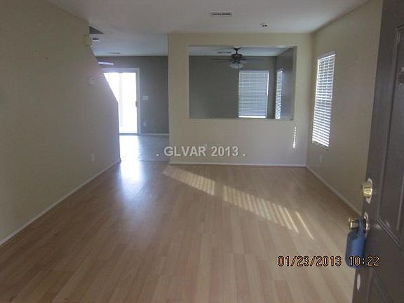 3rd image of 8420 Cavaricci Ave