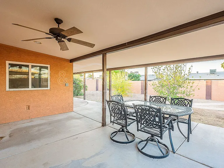 1022 W Apollo Ave — Photo 8