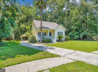 159 Cottage Ct, Richmond Hill, GA 31324