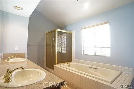 333 Genoa St — Photo 25