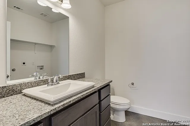 206 Topaz #1502 — Photo 27
