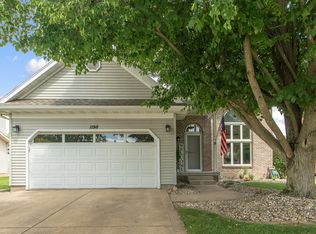 1198 Guinevere Ln, Bourbonnais, IL 60914