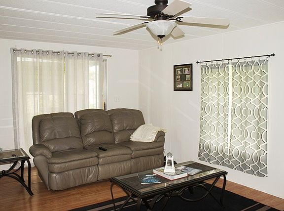 3rd image of 6 Galina Ct