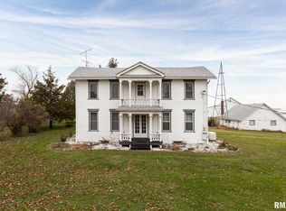 2466 50th Ave, Aledo, IL 61231