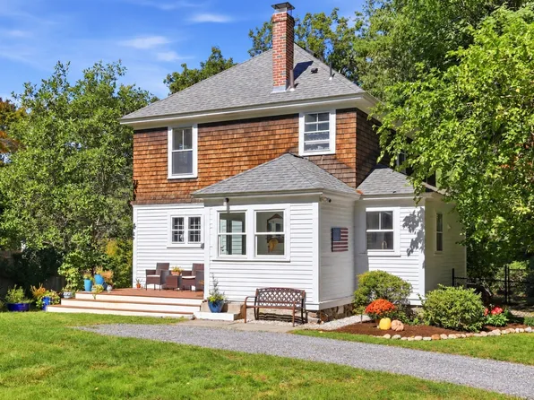 256 Great Rd, Stow, MA 01775